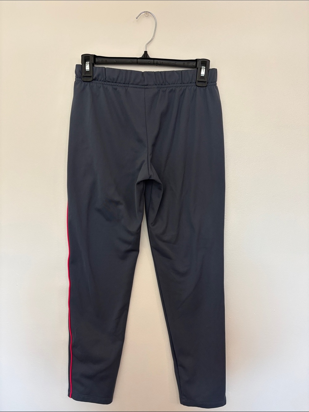Under Armour Girls Navy Sweatpants with Bright Pink Trim - Picture 7 of 9